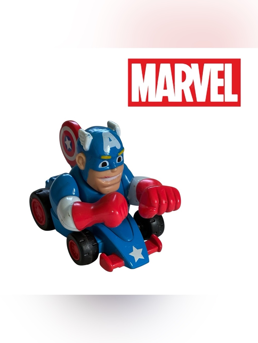 2003 CAPTAIN AMERICA DINKY CAR DIE CAST VINTAGE MARVEL MAISTO